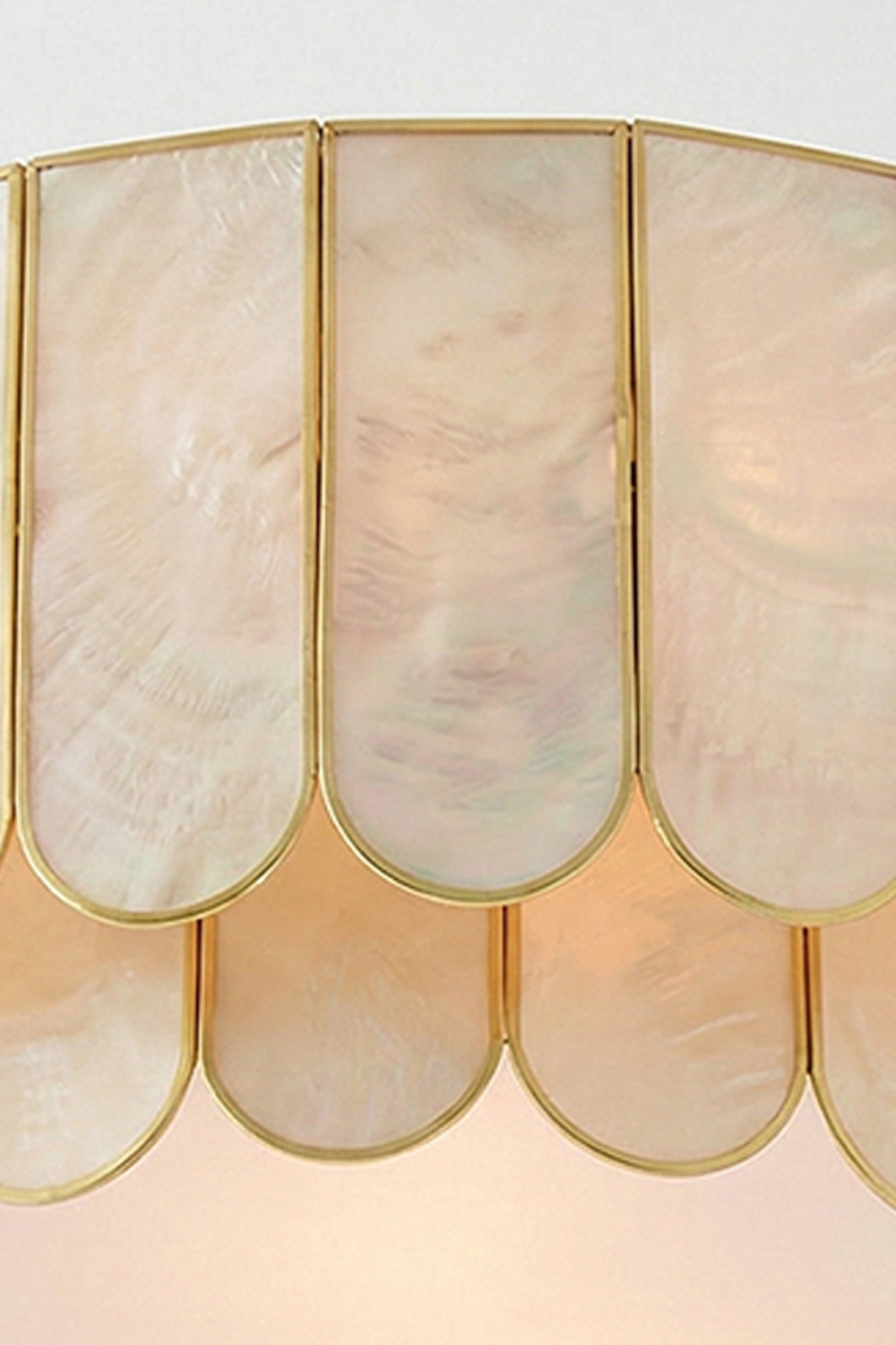 Ceiling Luxury Shell Ceiling Light |Shell detail | Samu Lamp