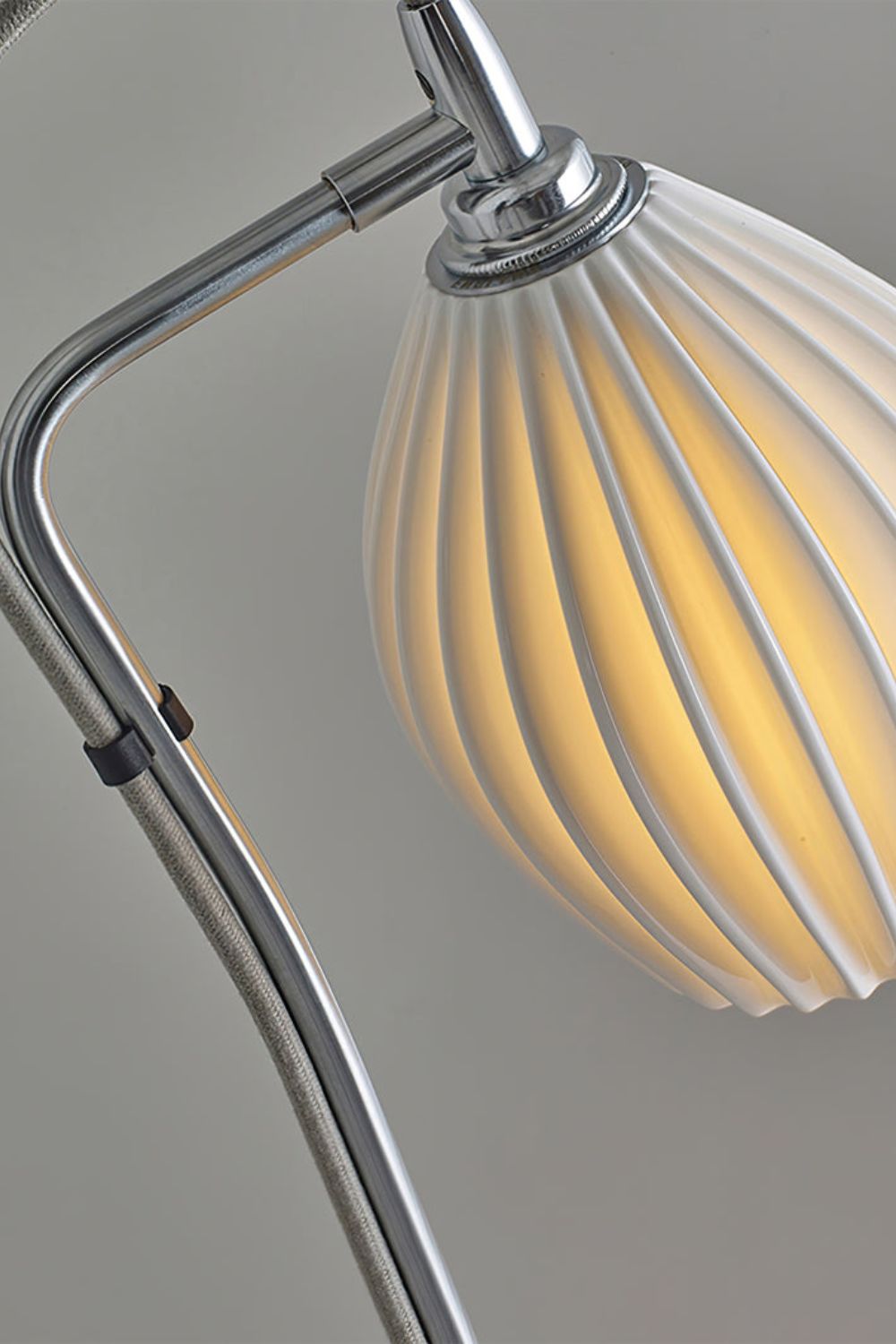 Ceramic Ribbed Floor Lamp - SamuLighting