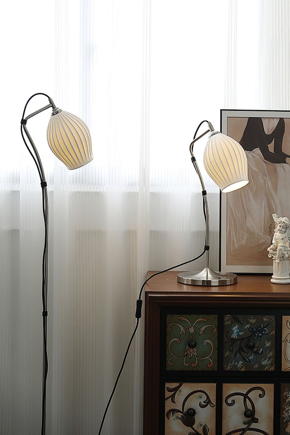 Ceramic Ribbed Floor Lamp - SamuLighting