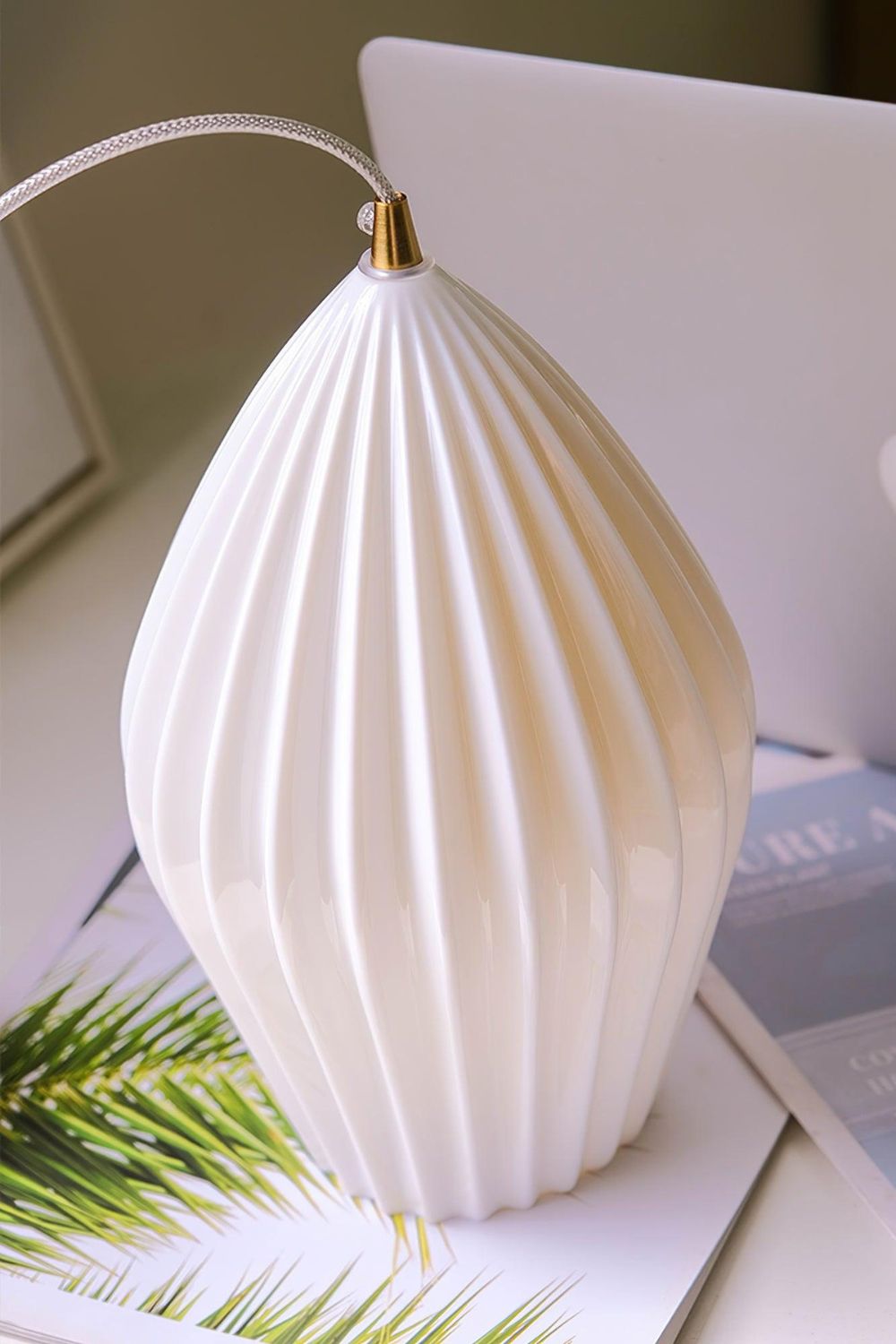 Ceramic Ribbed Pendant light - SamuLighting