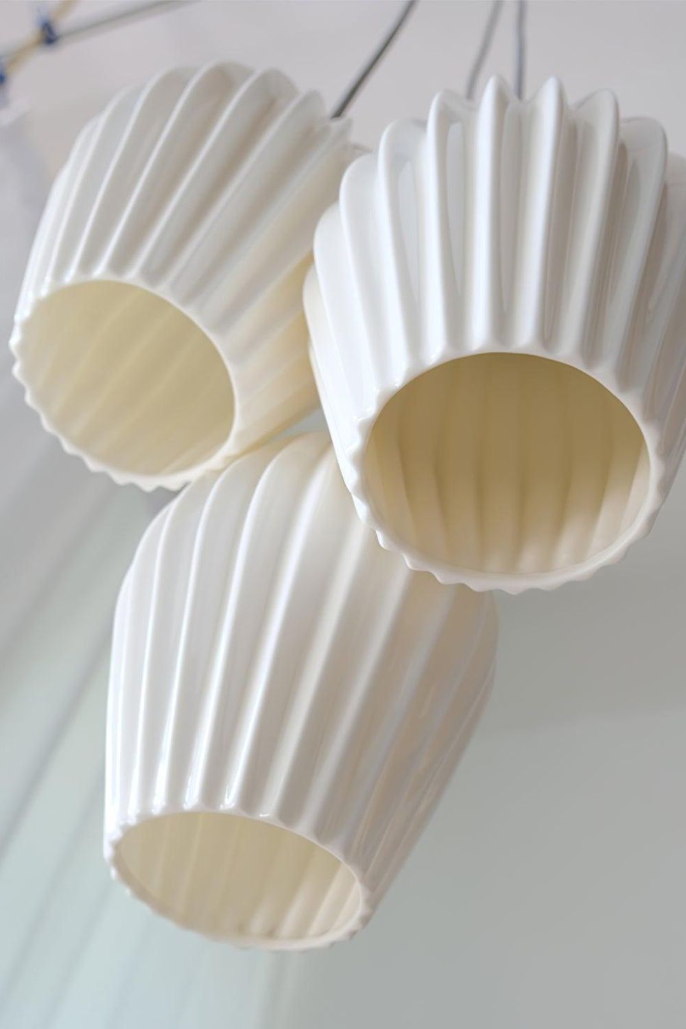 Ceramic Ribbed Pendant light - SamuLighting