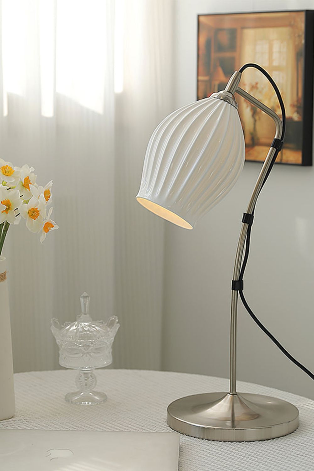 Ceramic Ribbed Table Lamp - SamuLighting