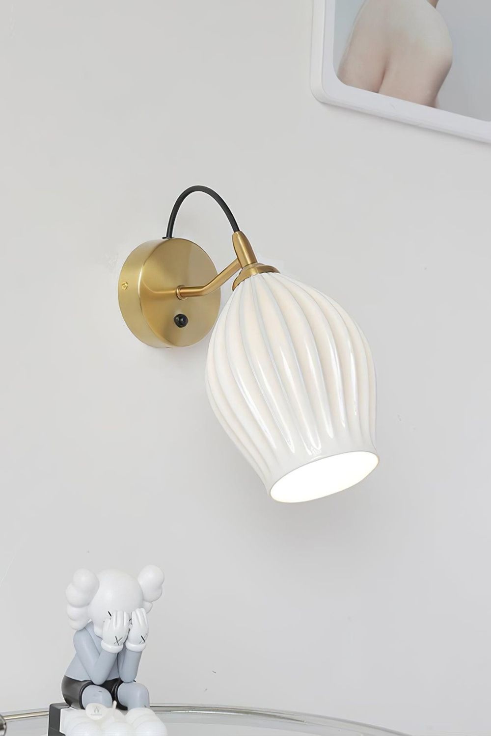 Ceramic Ribbed Wall light - SamuLighting