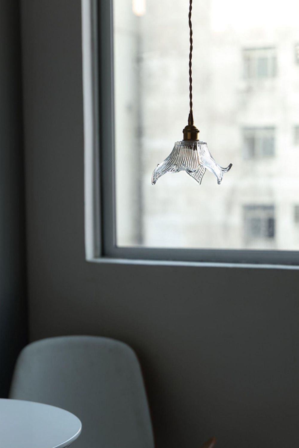 Clear Petal Glass Pendant Lamp