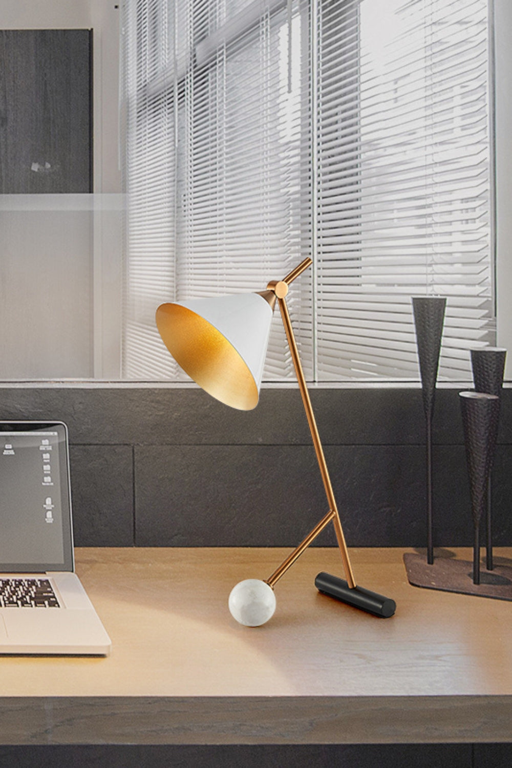 Cleo Table Lamp - SamuLighting