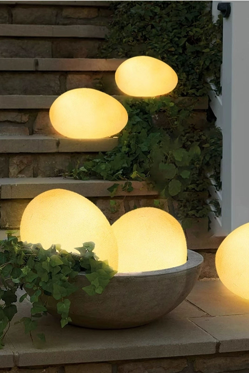 Cobblestone Outdoor Floor Lamp