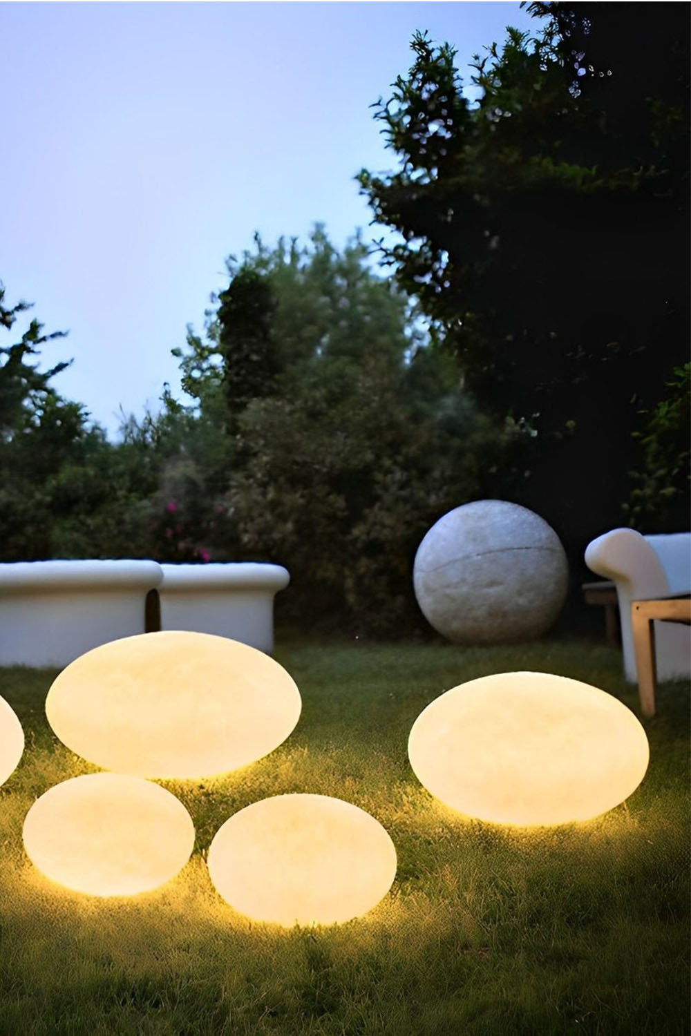 Cobblestone Outdoor Floor Lamp