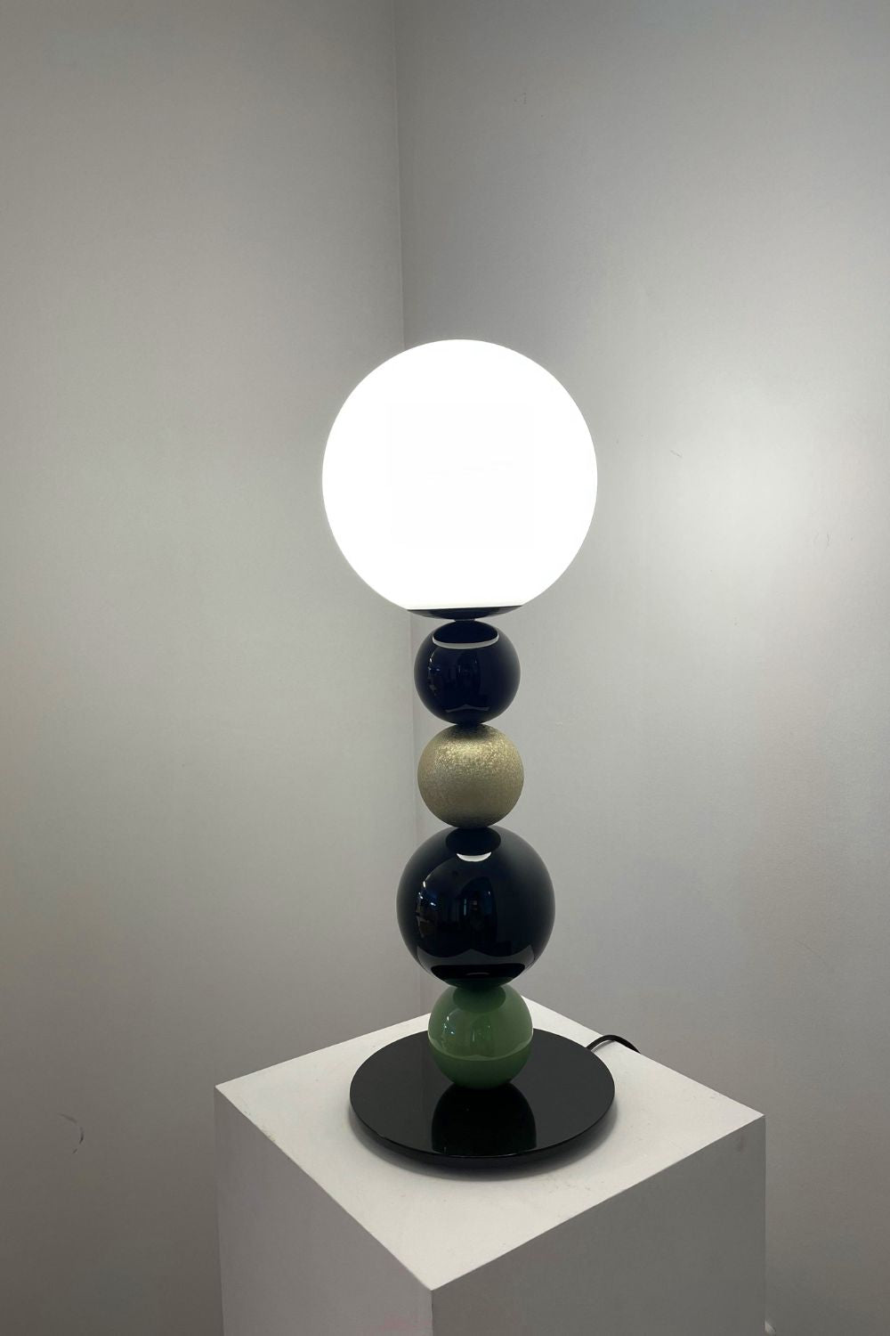 Colorful Round Ball Table Lamp