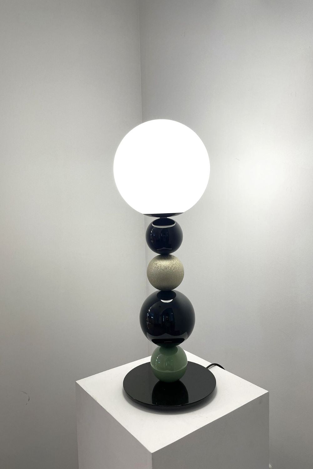 Colorful Round Ball Table Lamp