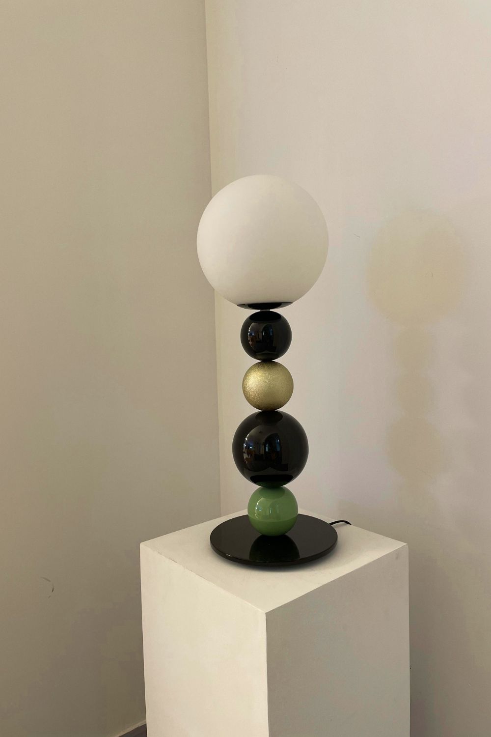 Colorful Round Ball Table Lamp