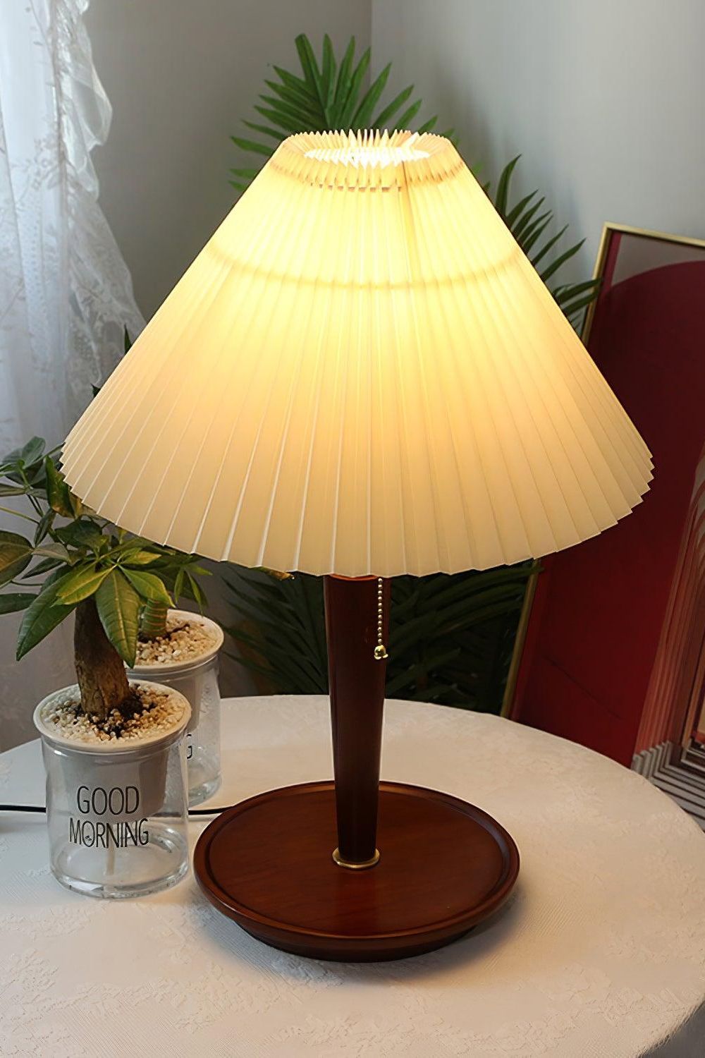 Cone Pleated Fabric Table Lamp - SamuLighting