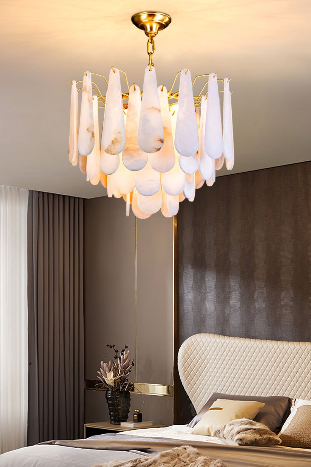 Cora Chandelier - SamuLighting