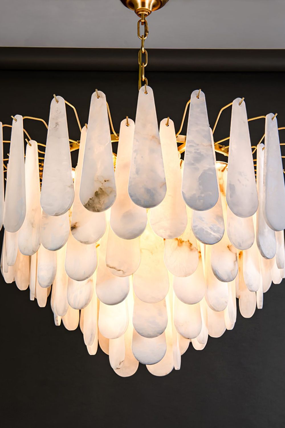 Cora Chandelier - SamuLighting