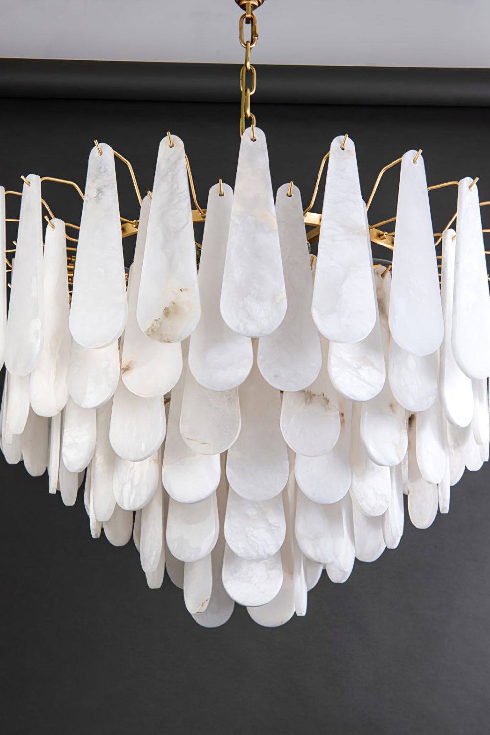 Cora Chandelier - SamuLighting