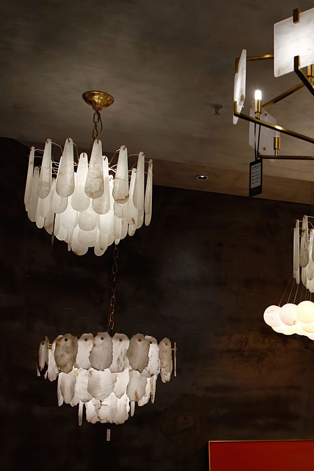 Cora Chandelier - SamuLighting