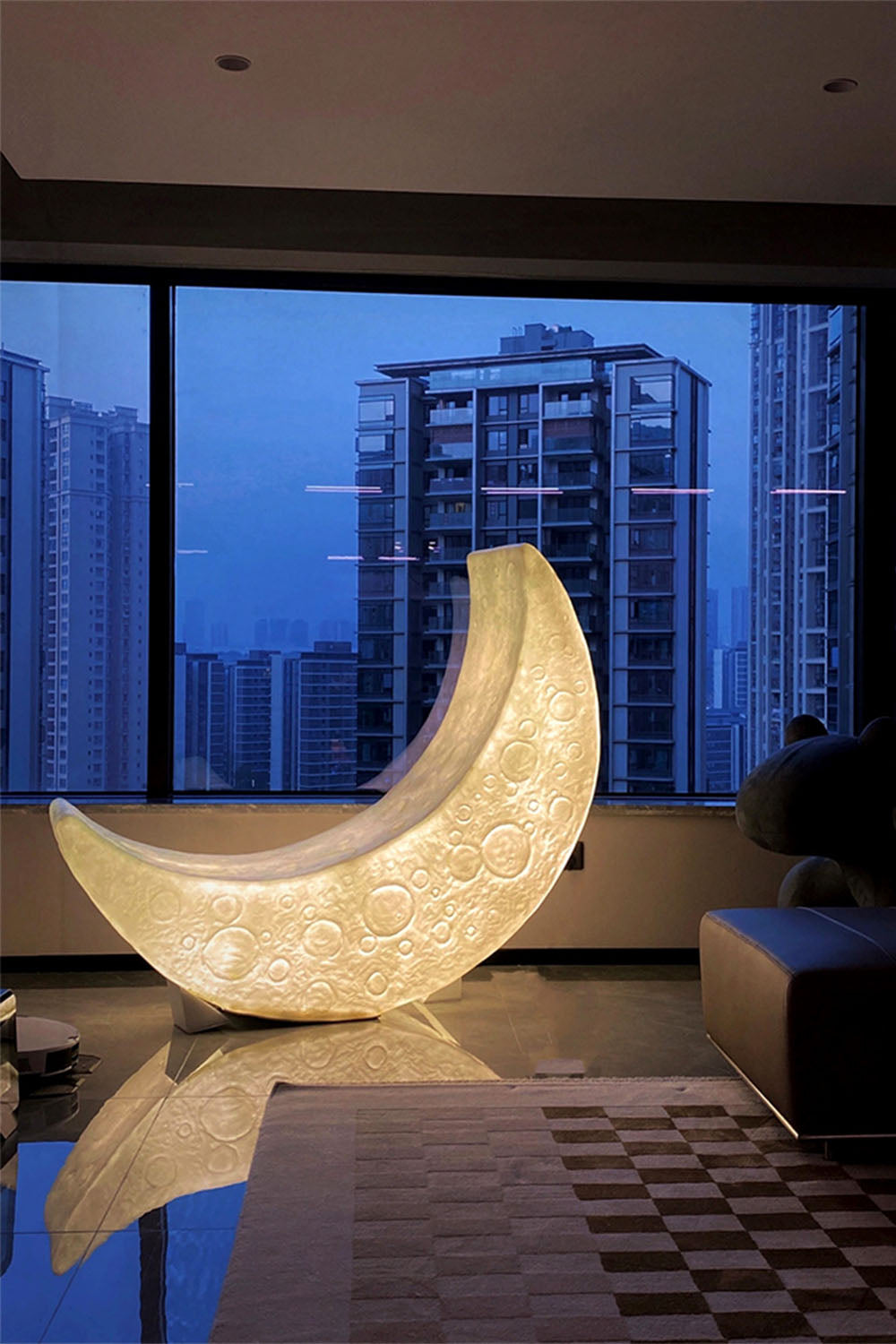 Curved Moon Floor Lamp
