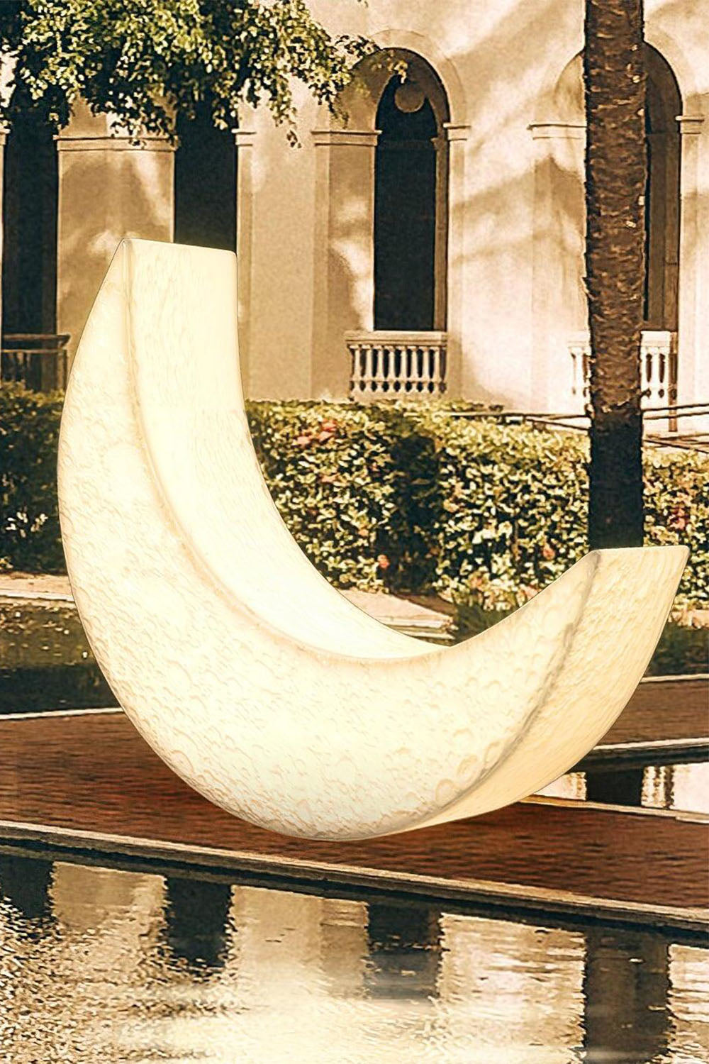 Curved Moon Floor Lamp