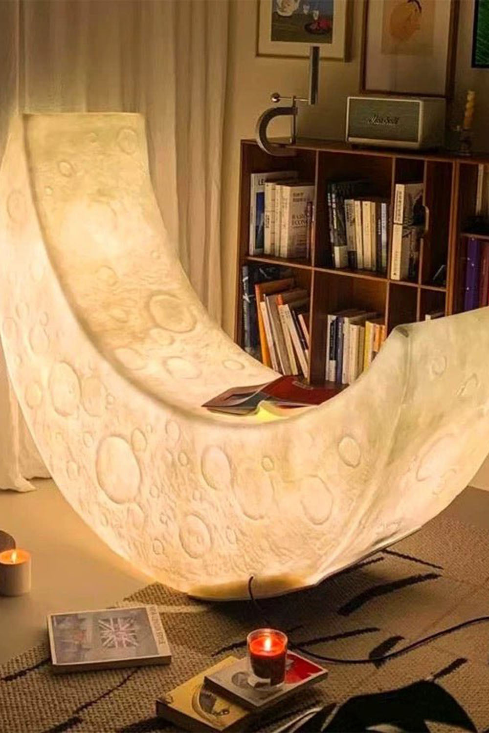 Curved Moon Floor Lamp