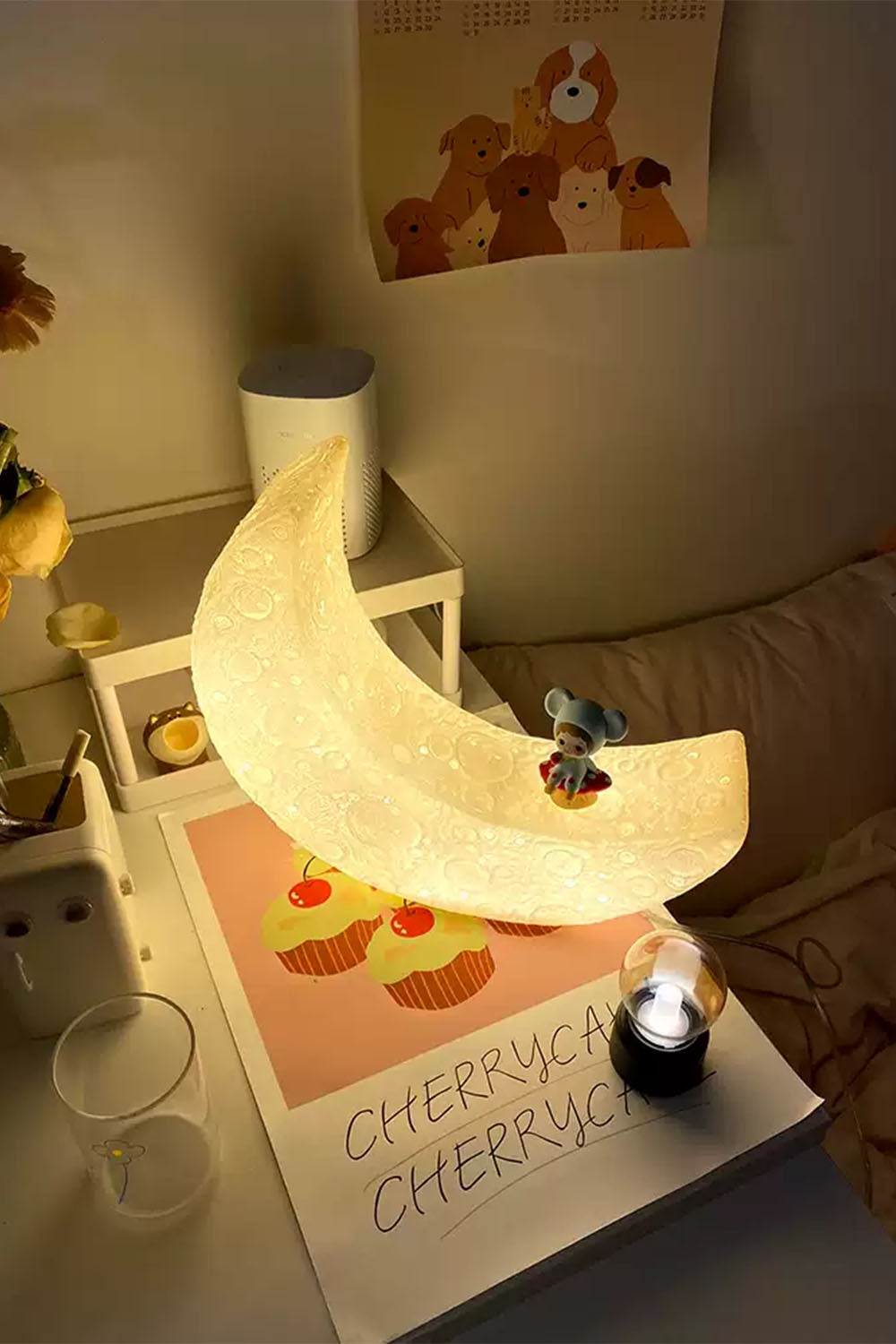 Curved Moon Floor Lamp
