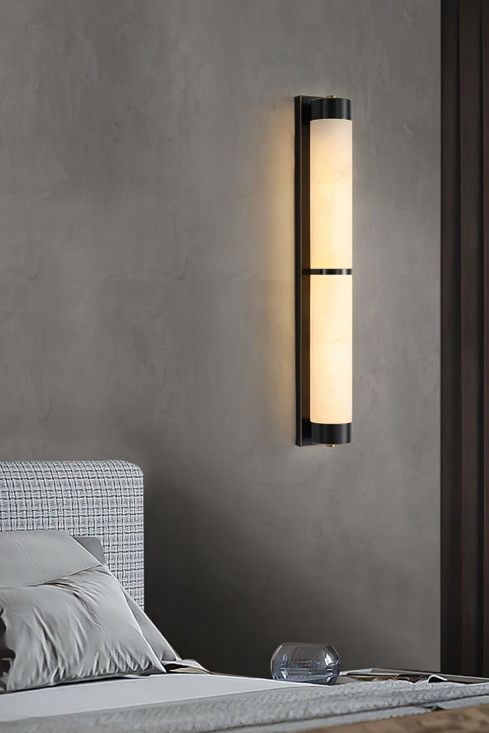 Cylindra Alabaster Brass Wall Light