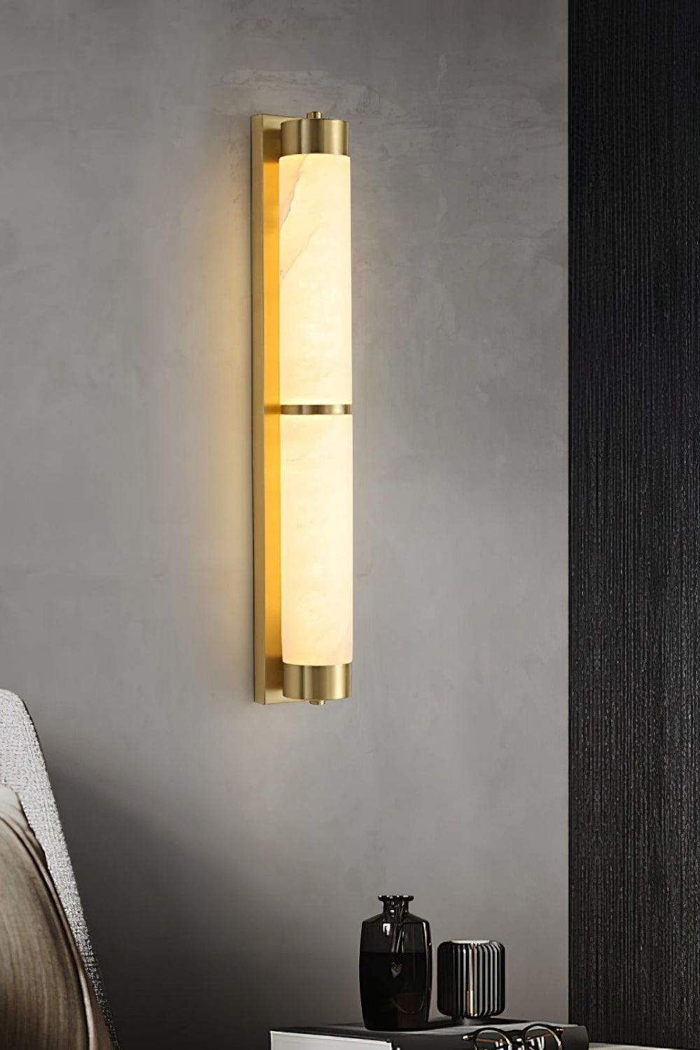Cylindra Alabaster Brass Wall Light