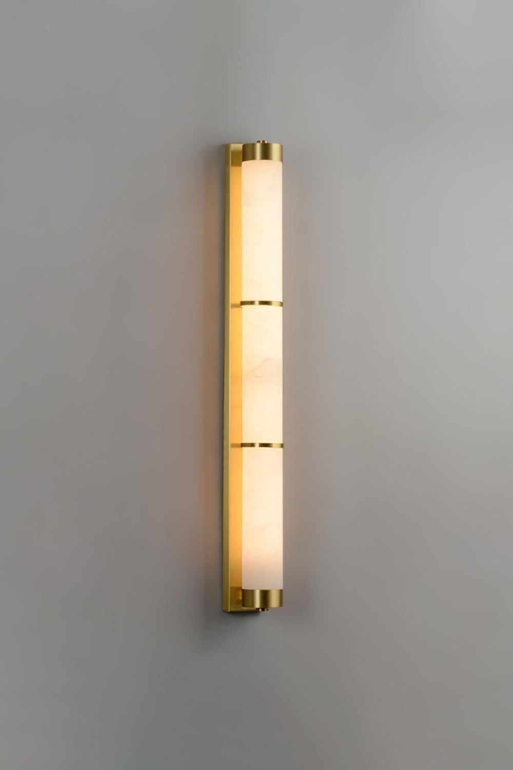 Cylindra Alabaster Brass Wall Light