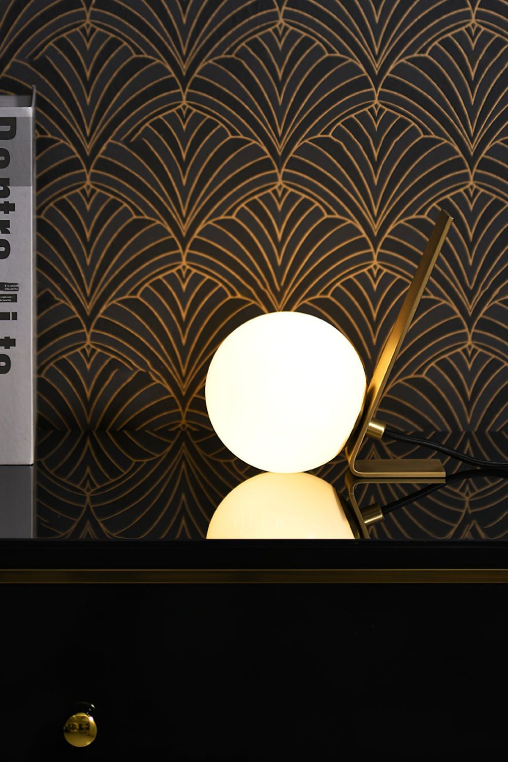 Daphne Table Lamp - SamuLighting