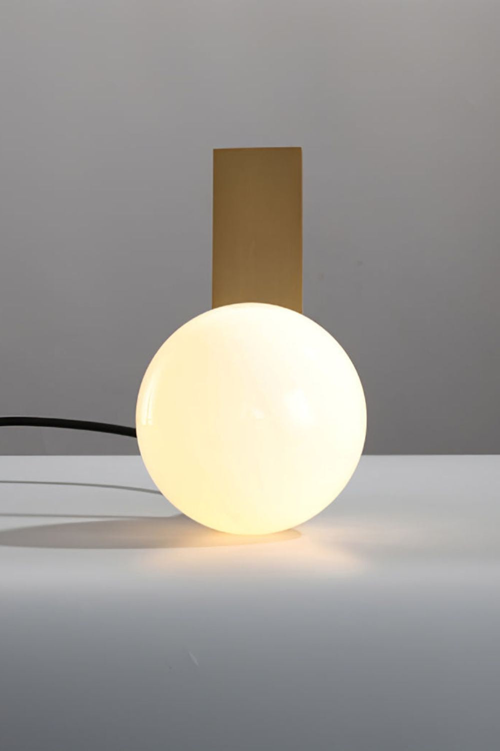 Daphne Table Lamp - SamuLighting