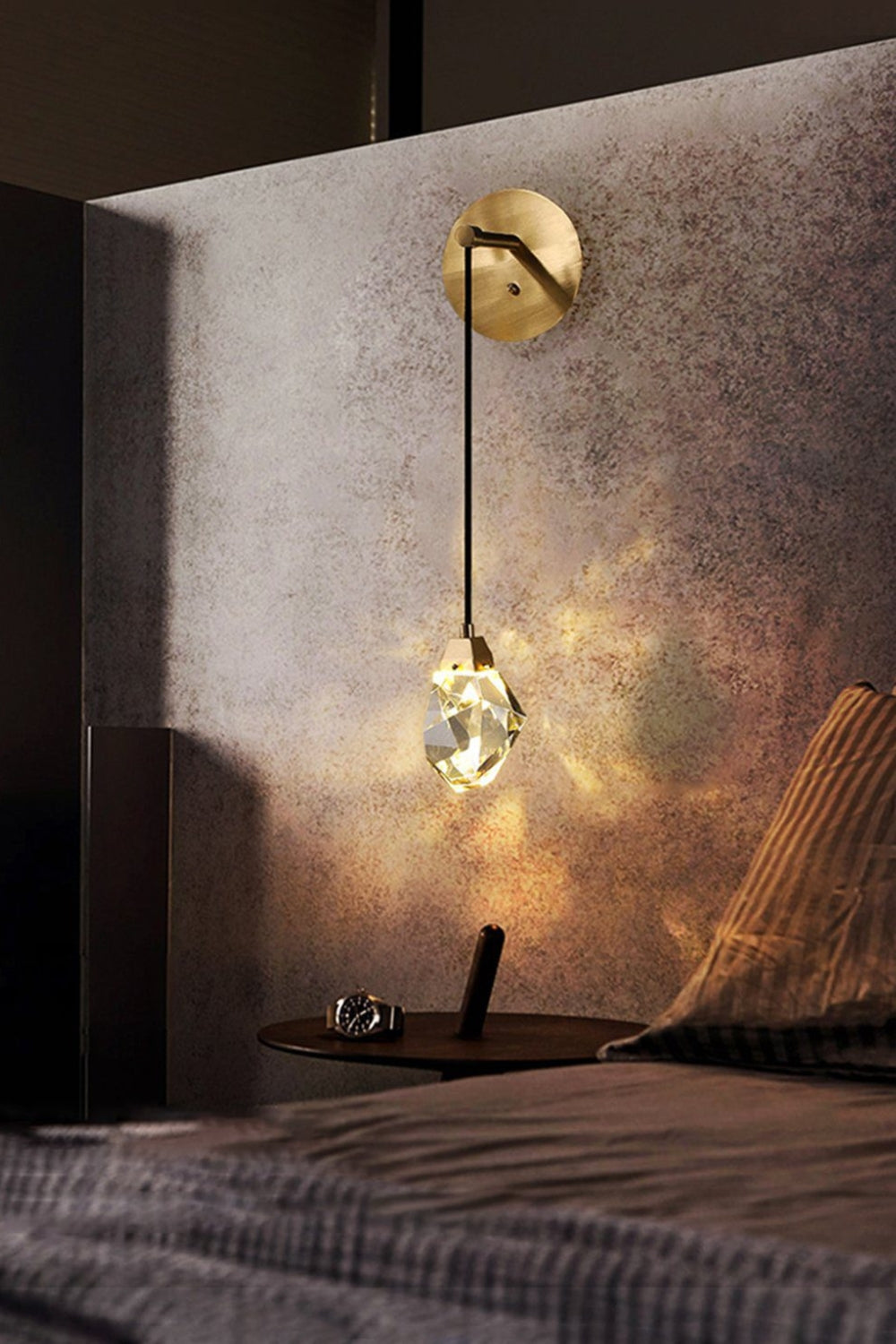 Diamond Crystal Glass Wall Light - SamuLighting