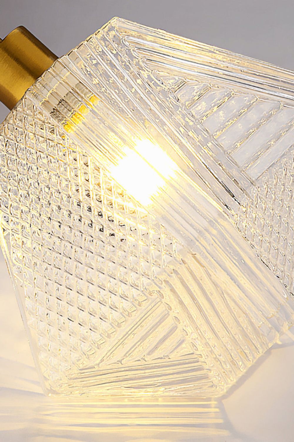 Diamond Cut Art Deco Ceiling Light - SamuLighting