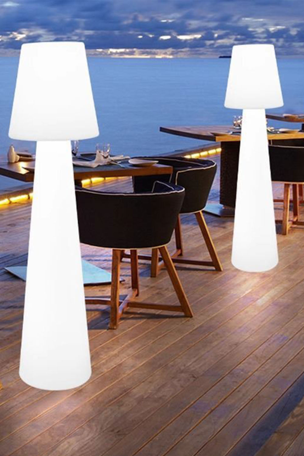 Dipa Floor Lamp
