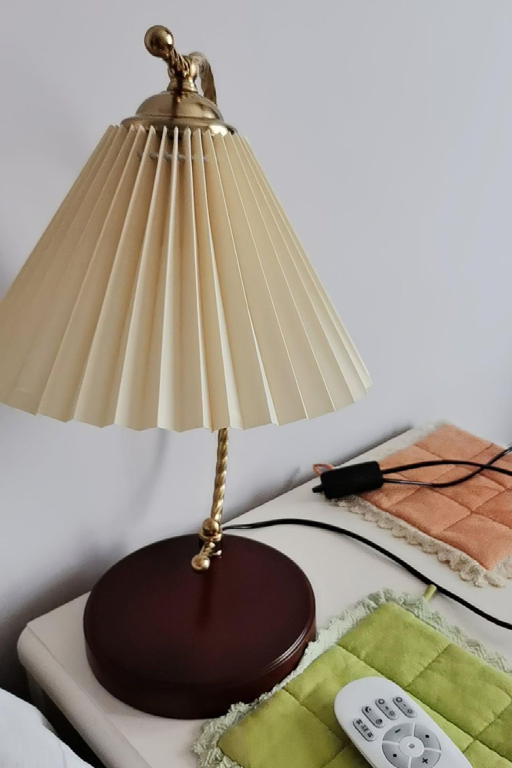 Dotty Table Lamp - SamuLighting