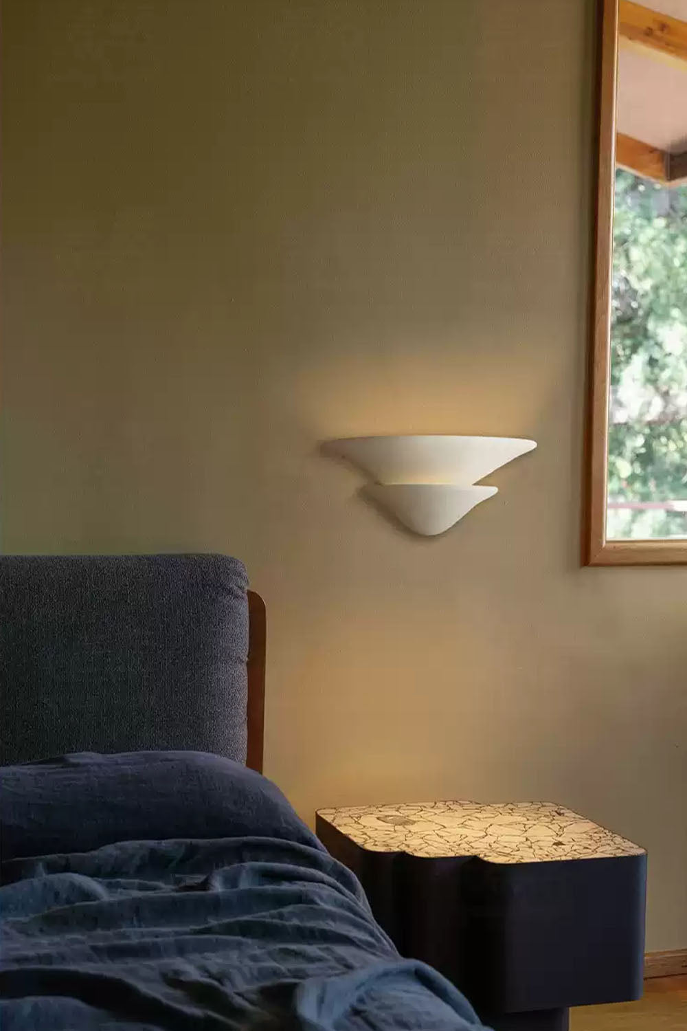 Double-layer Inverted Plaster Wall Lamp