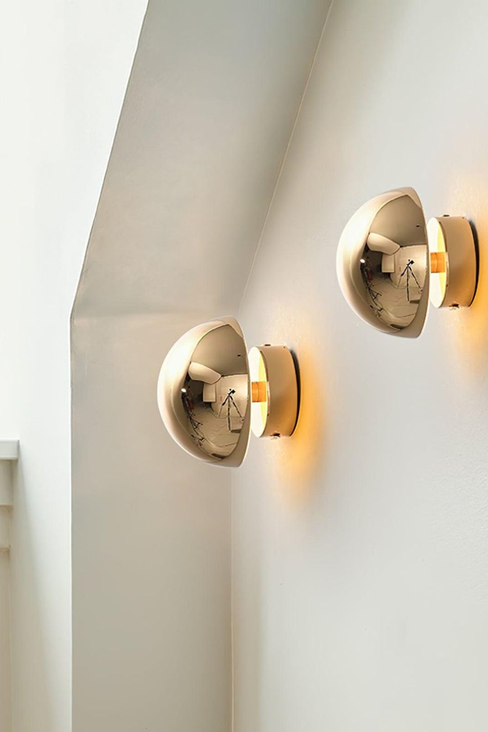 Eclipse Wall Sconce - SamuLighting