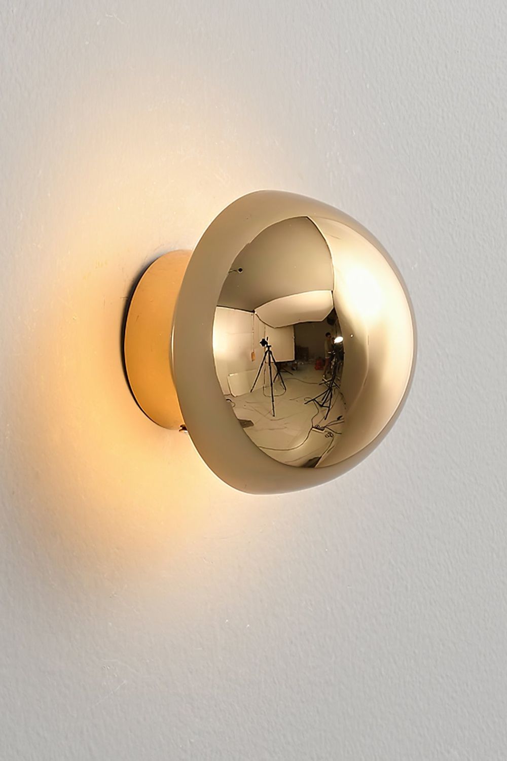 Eclipse Wall Sconce - SamuLighting