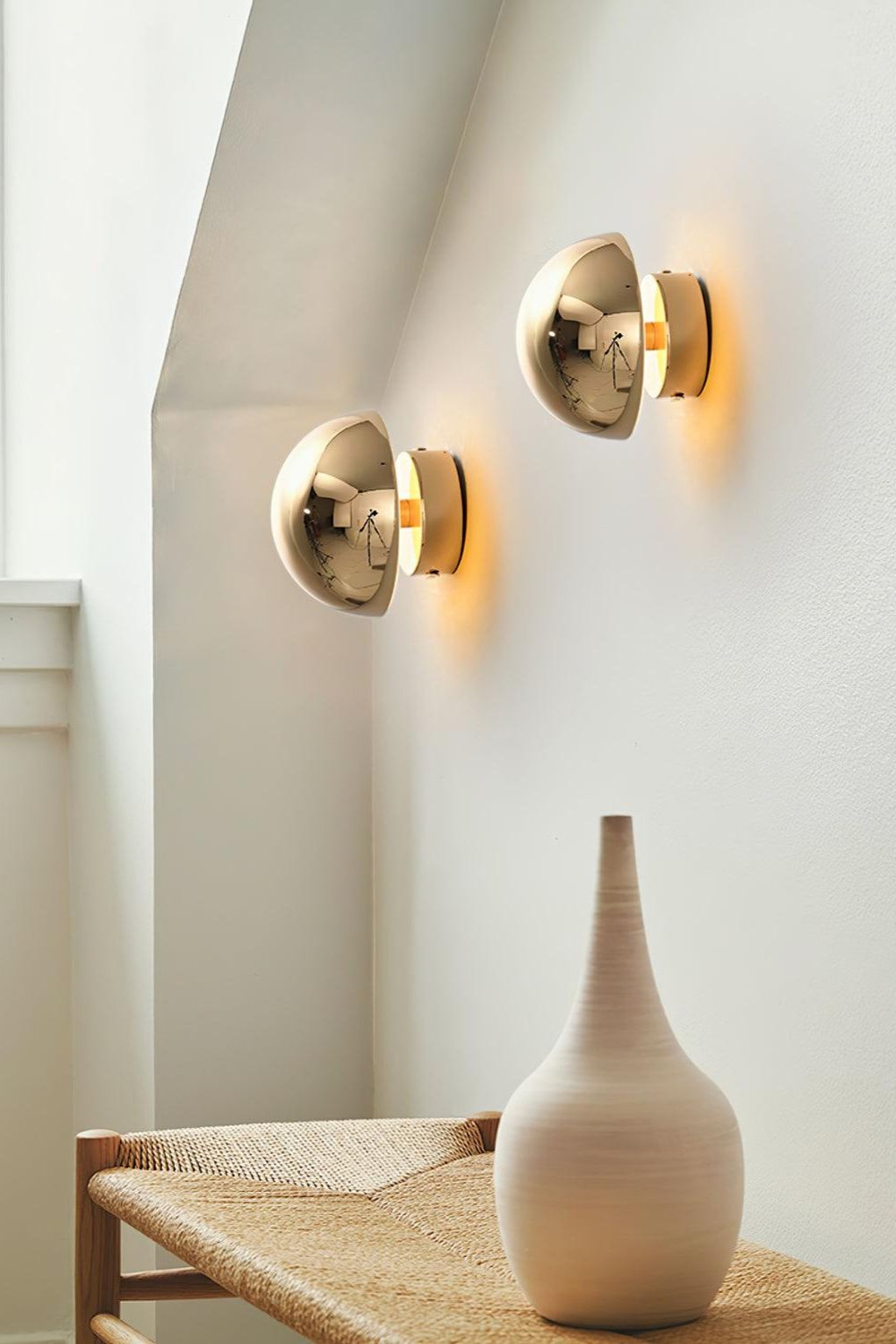 Eclipse Wall Sconce - SamuLighting