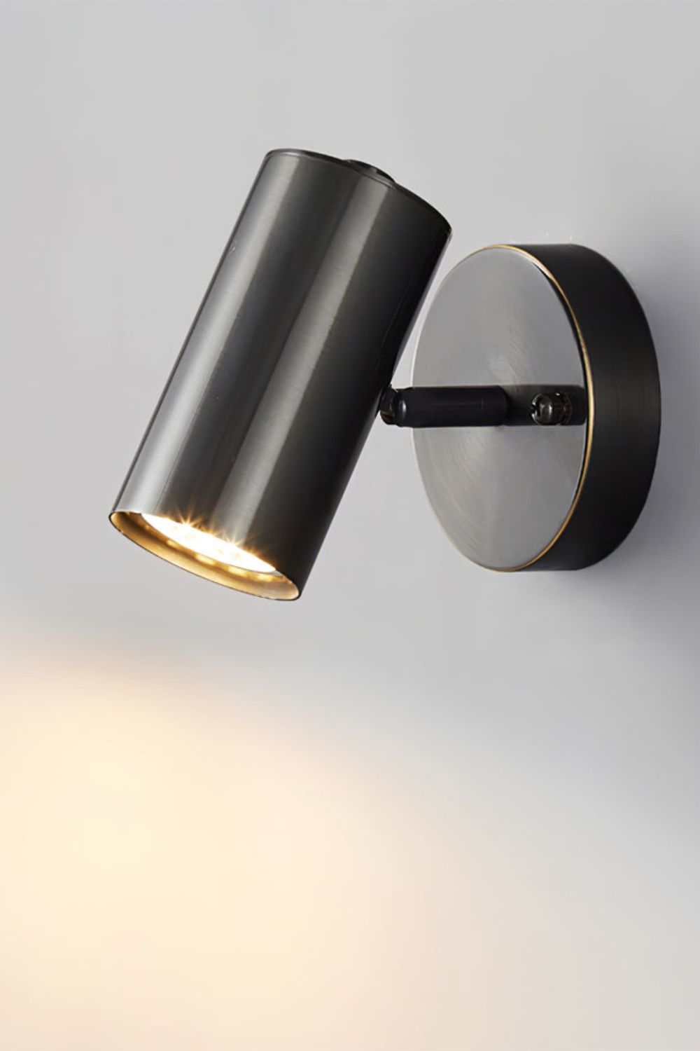 Eduard Wall Lamp - SamuLighting