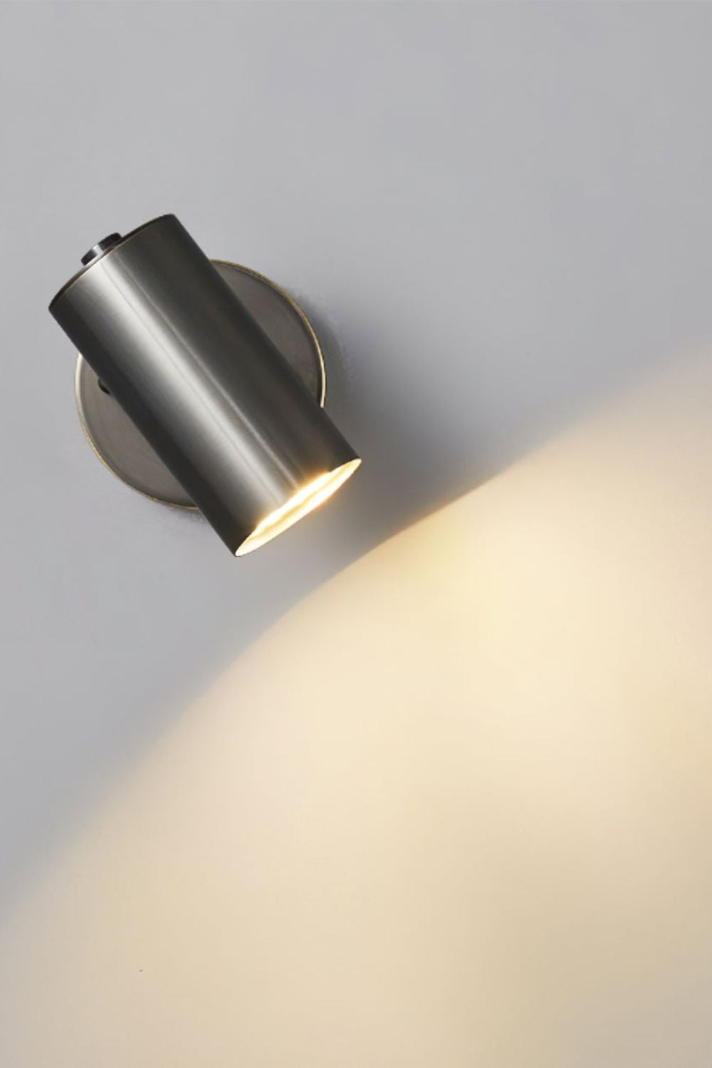 Eduard Wall Lamp - SamuLighting