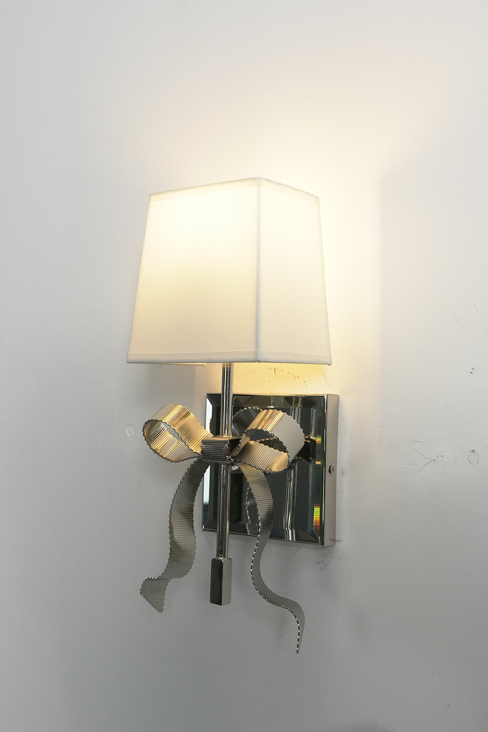 Ribbon Wall Sconce