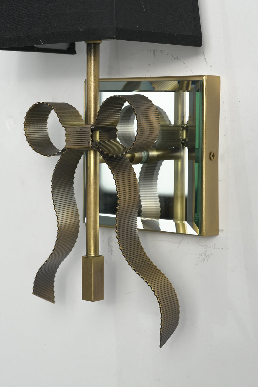 Ribbon Wall Sconce