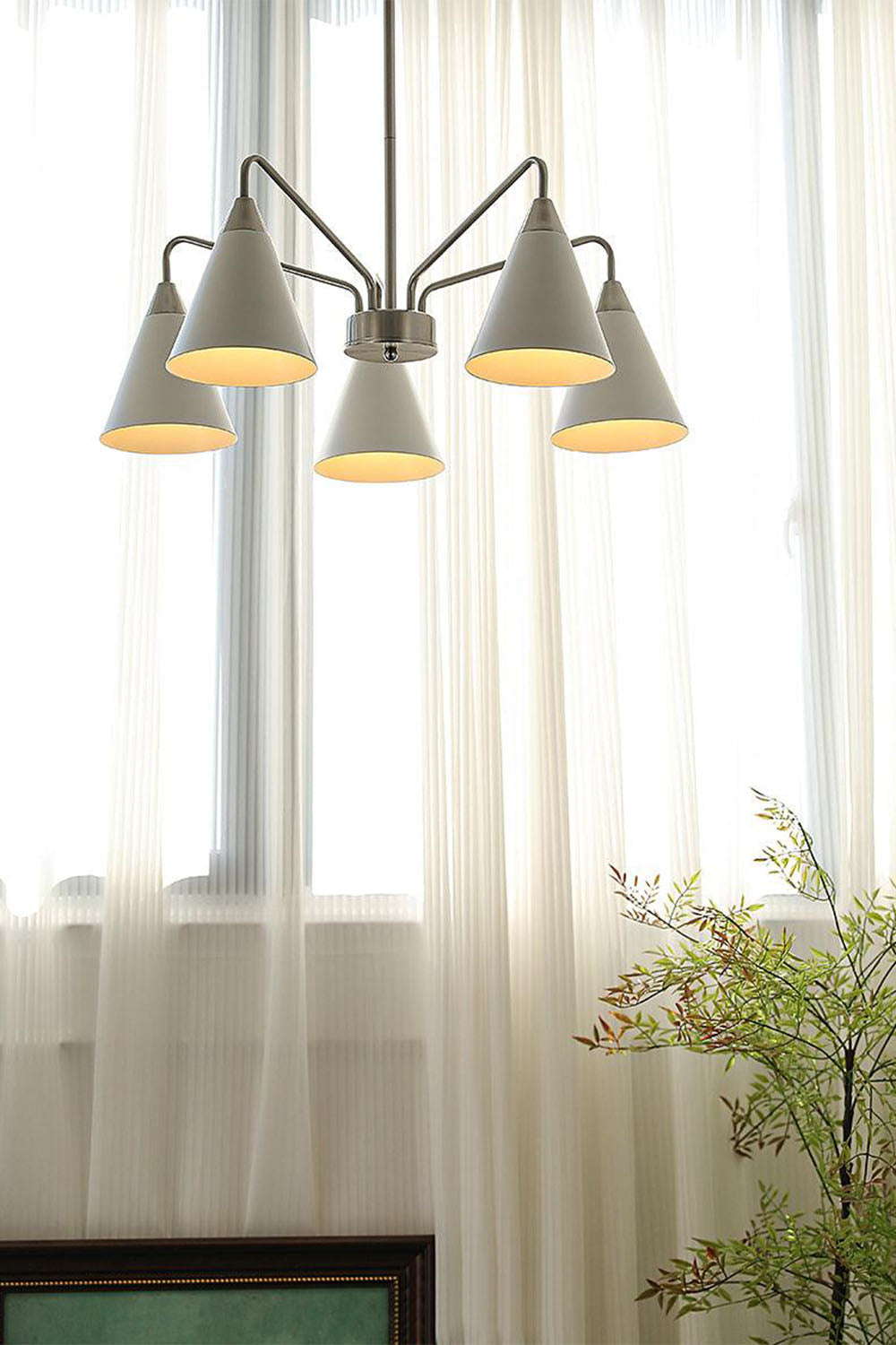 Fashion Cono Chandelier