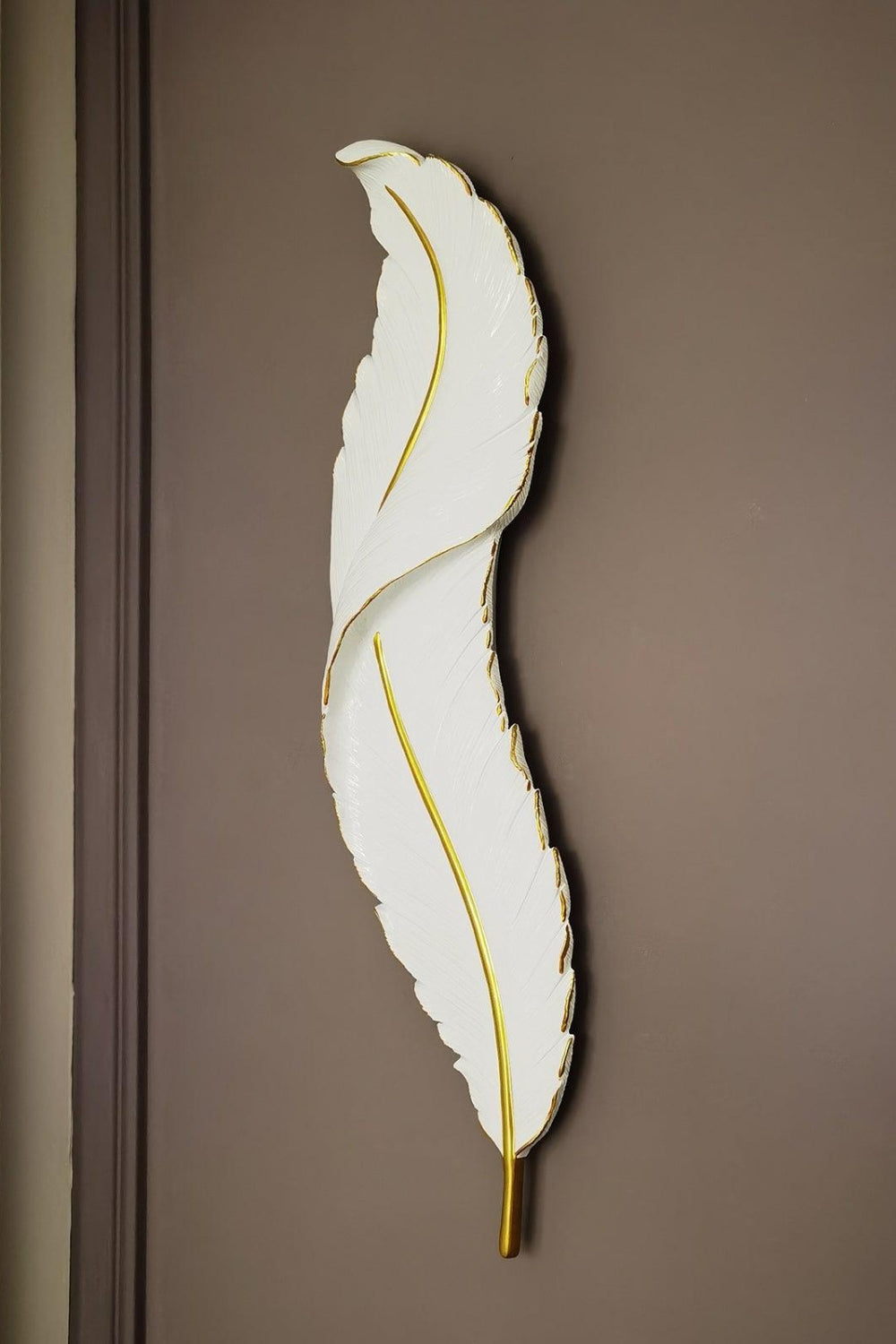 Modern White Gold Feather Wall Lamp