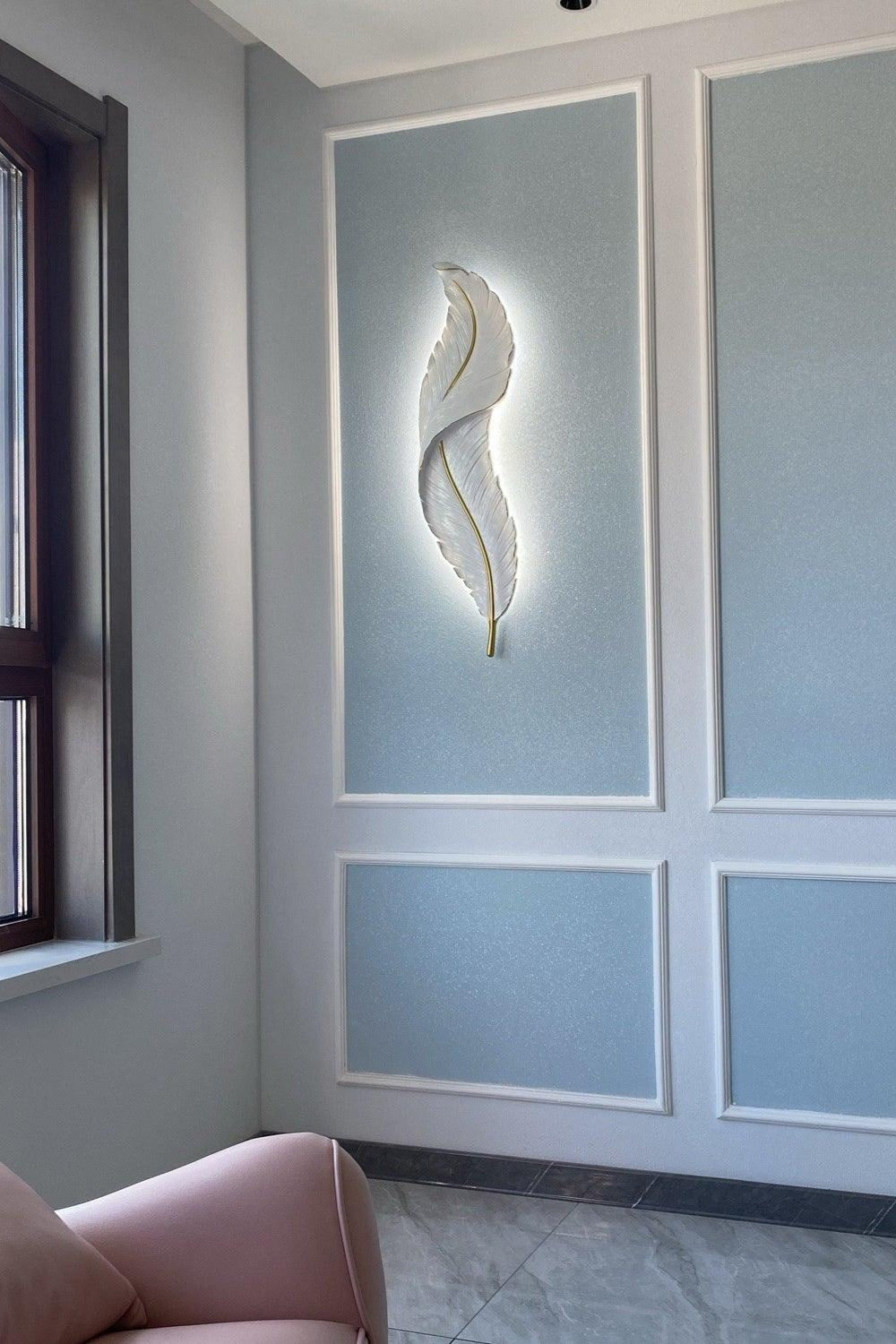 Modern White Gold Feather Wall Lamp