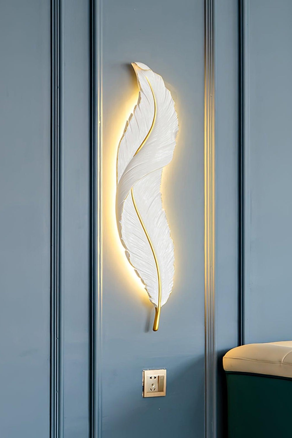 Modern White Gold Feather Wall Lamp