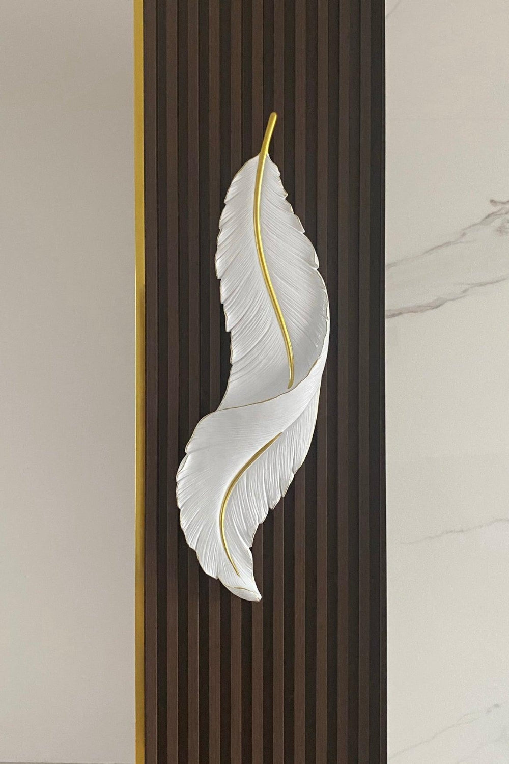 Modern White Gold Feather Wall Lamp