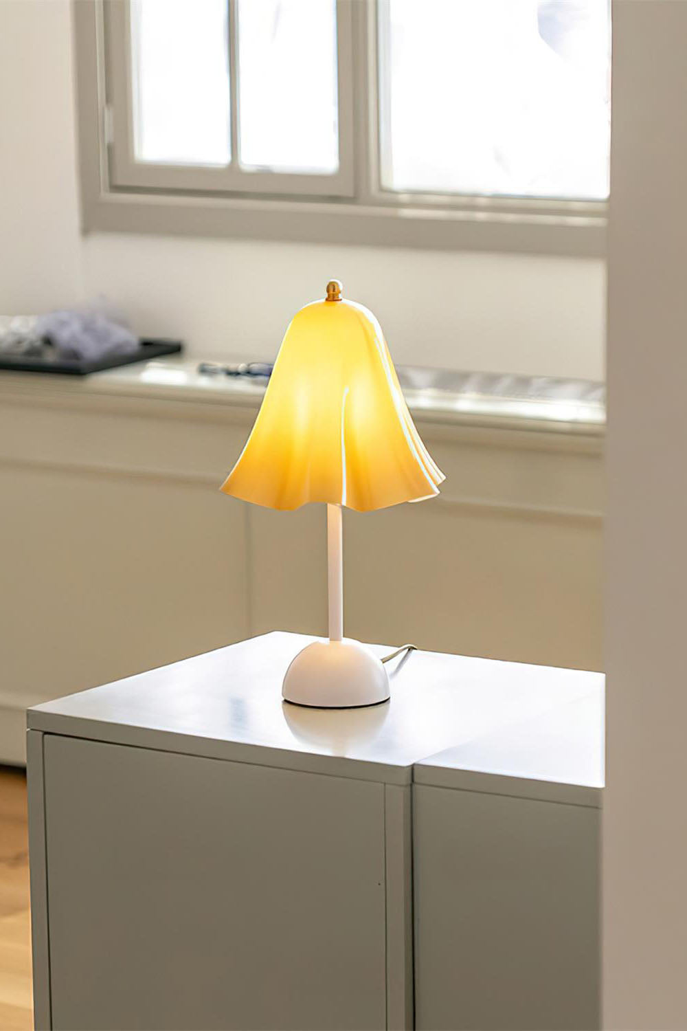 Flora Tulip Series Table Lamp