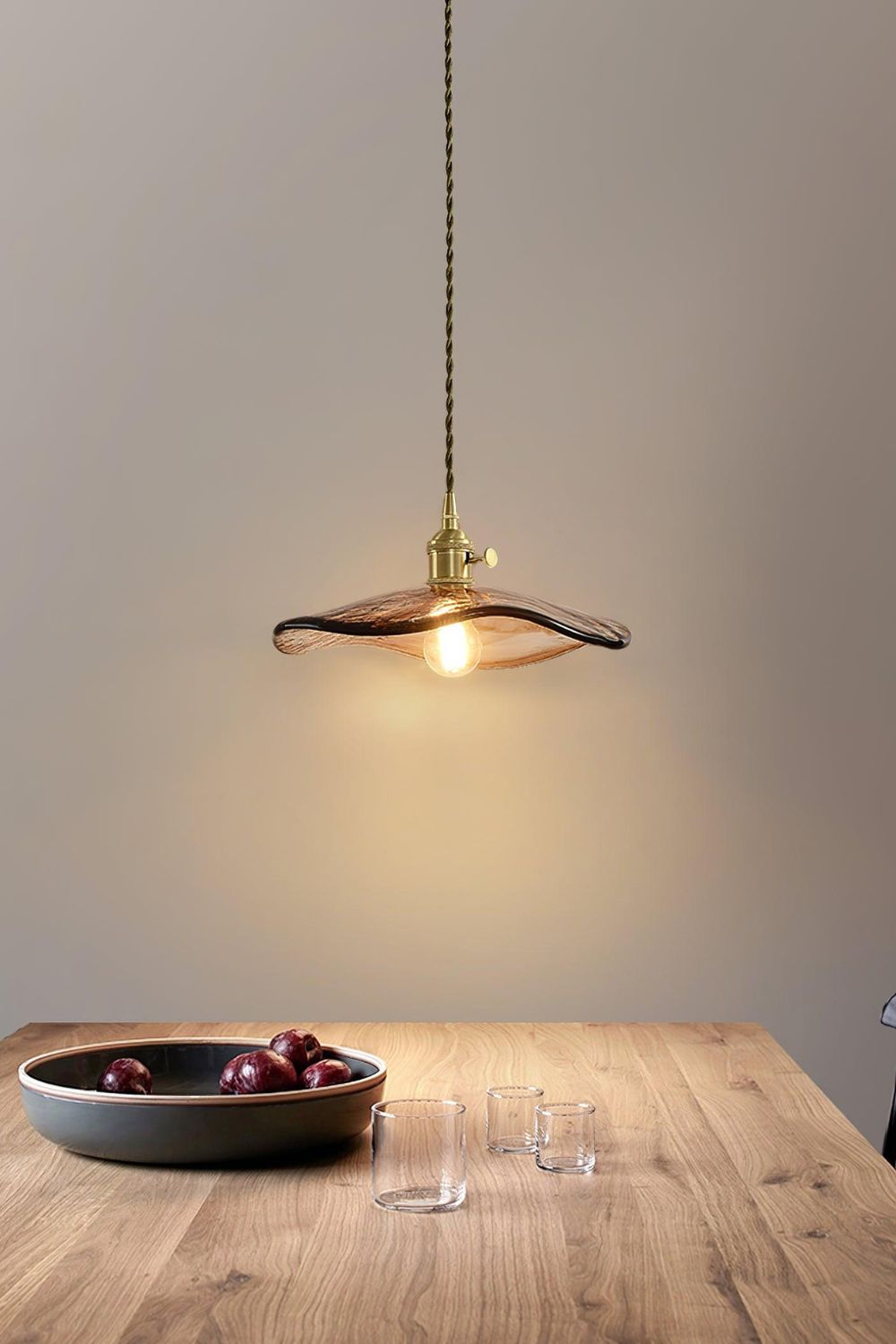 Flower Petal Glass Pendant Light - SamuLighting