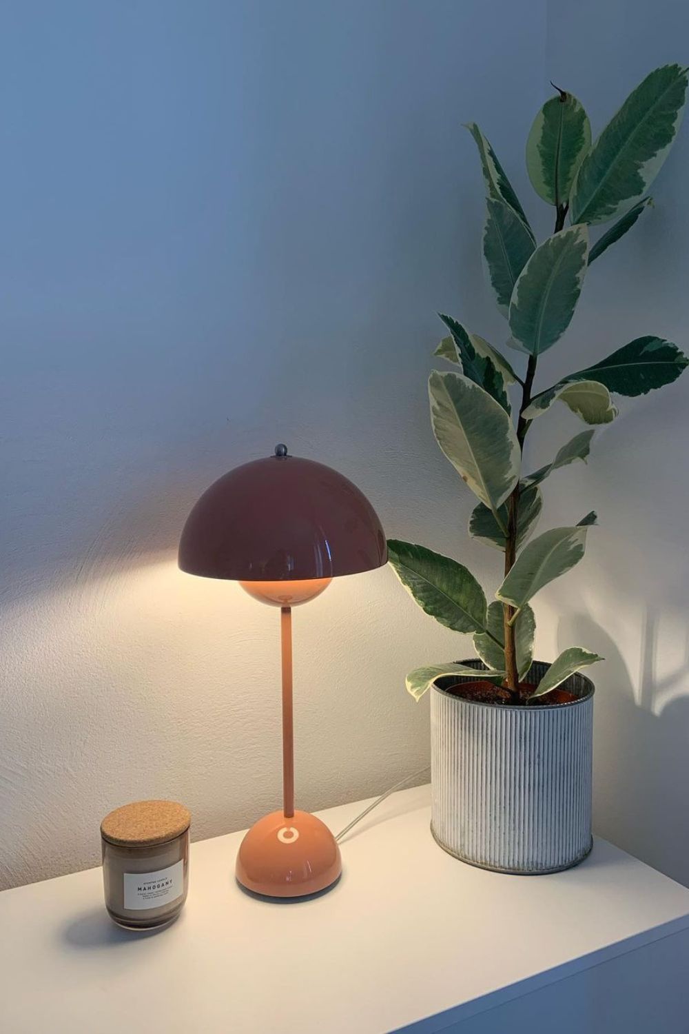 Flowerpot Table Lamp - SamuLighting