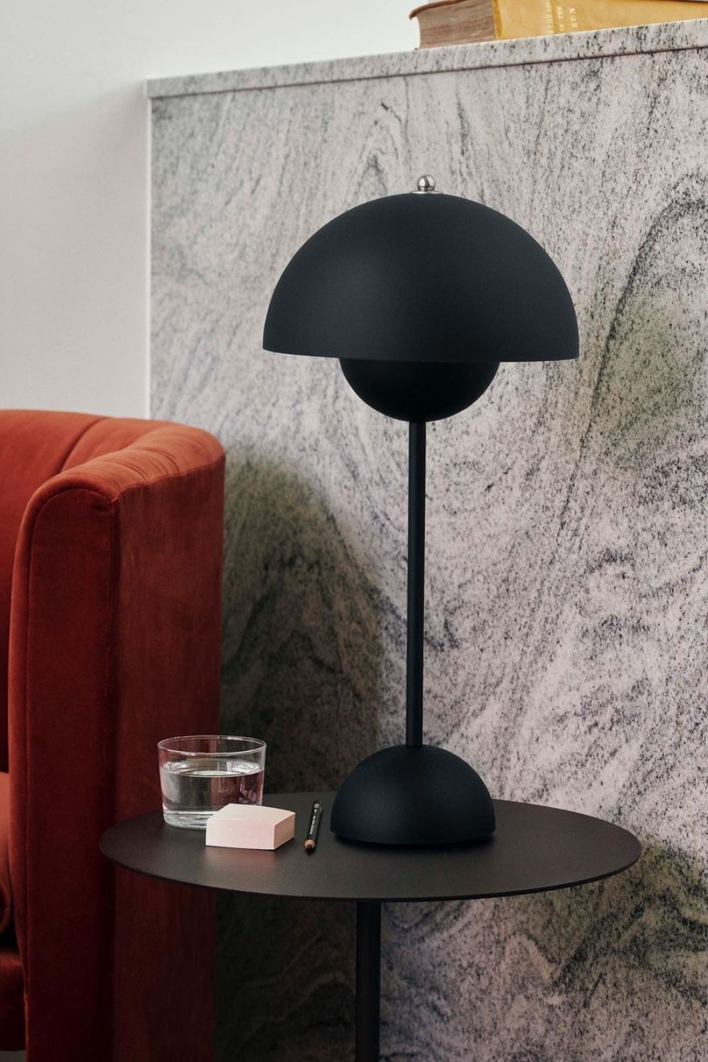 Flowerpot Table Lamp - SamuLighting