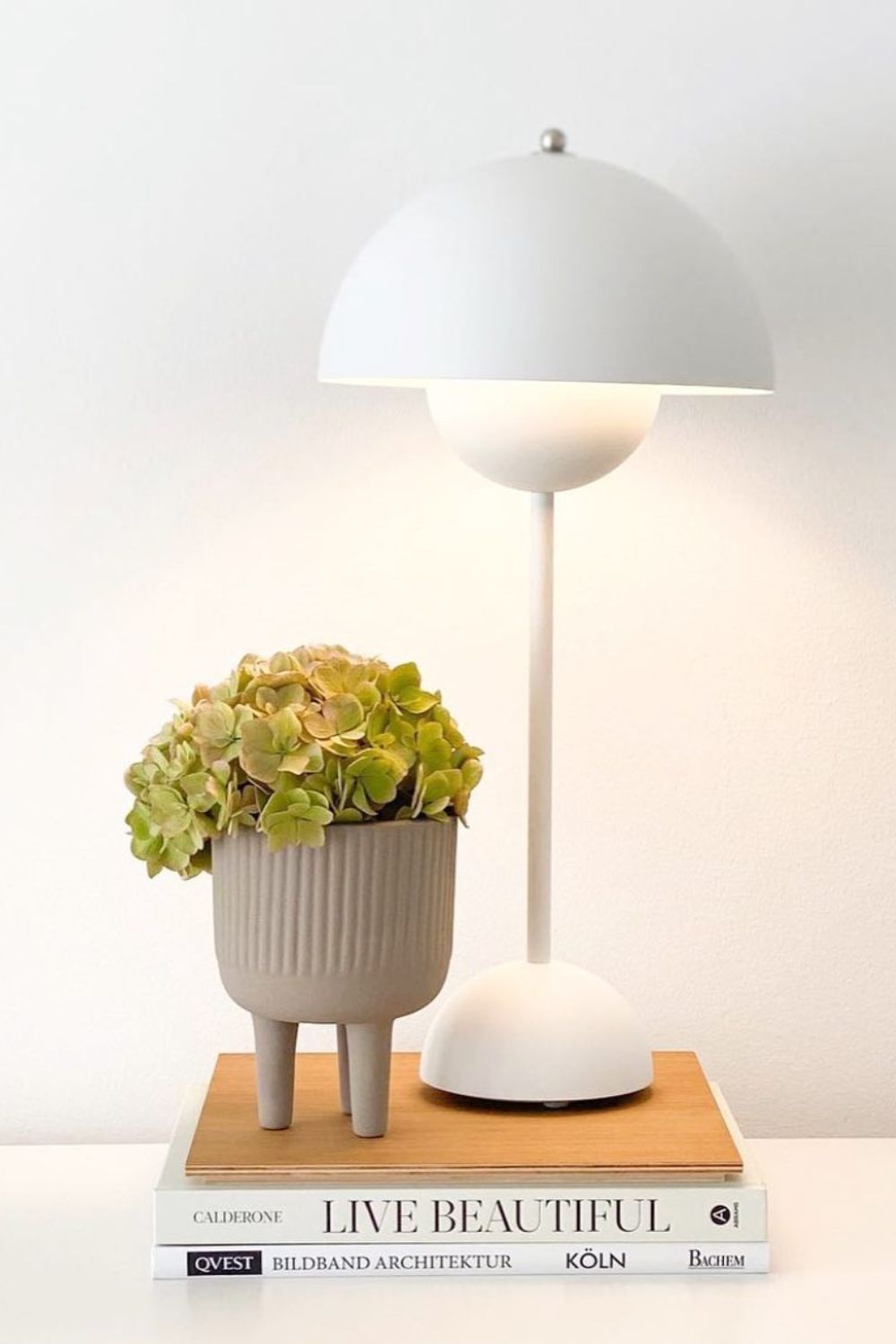 Flowerpot Table Lamp - SamuLighting